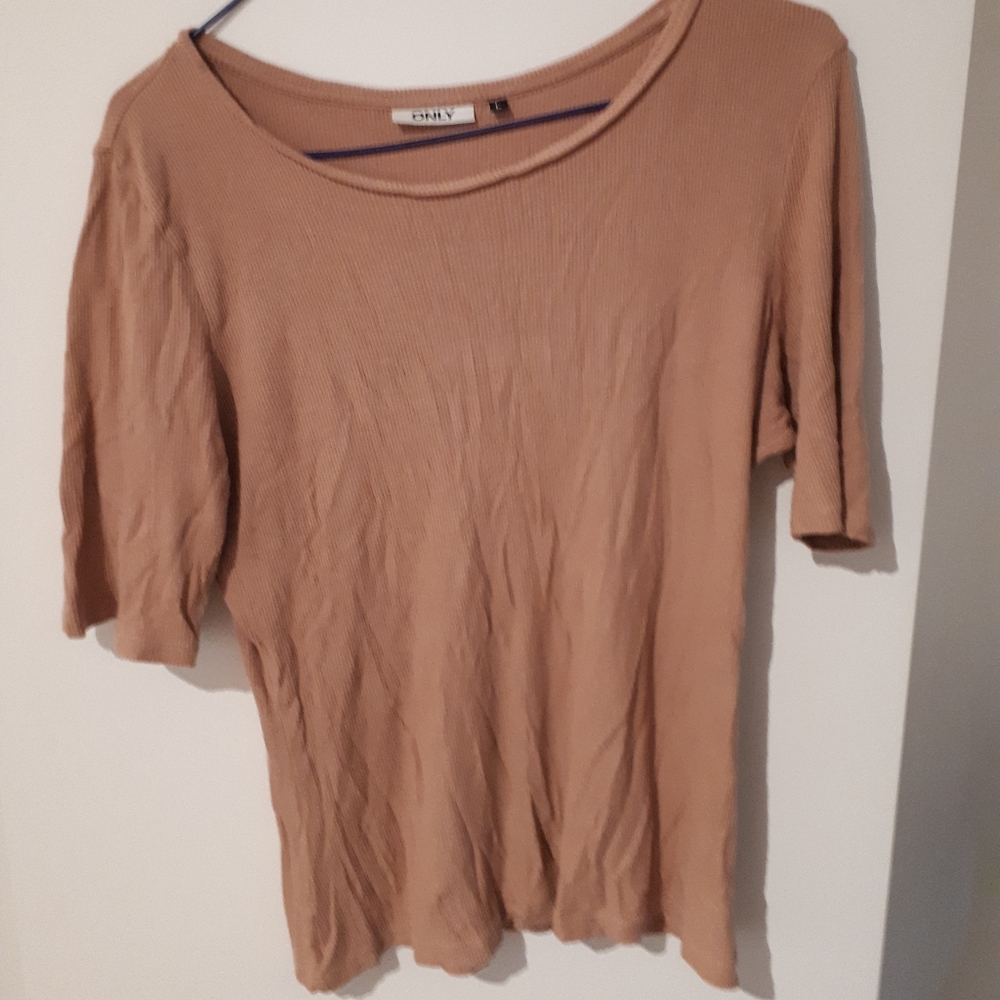 T-shirt rose